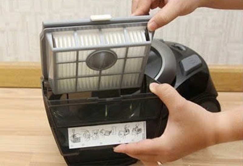 Cách tháo máy hút bụi Panasonic ảnh 4