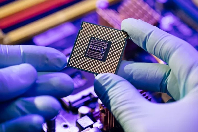 So sánh Chiplet với SoC truyền thống