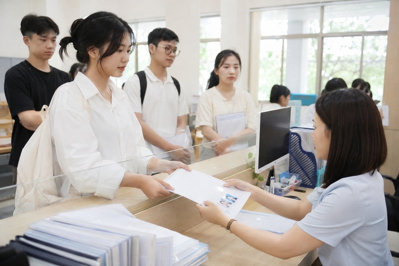 Cách chuẩn bị hồ sơ nhập học đầy đủ cho tân sinh viên