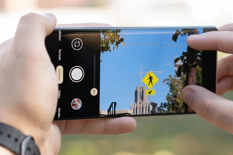 Cơ chế hoạt động của ống kính telephoto trên điện thoại