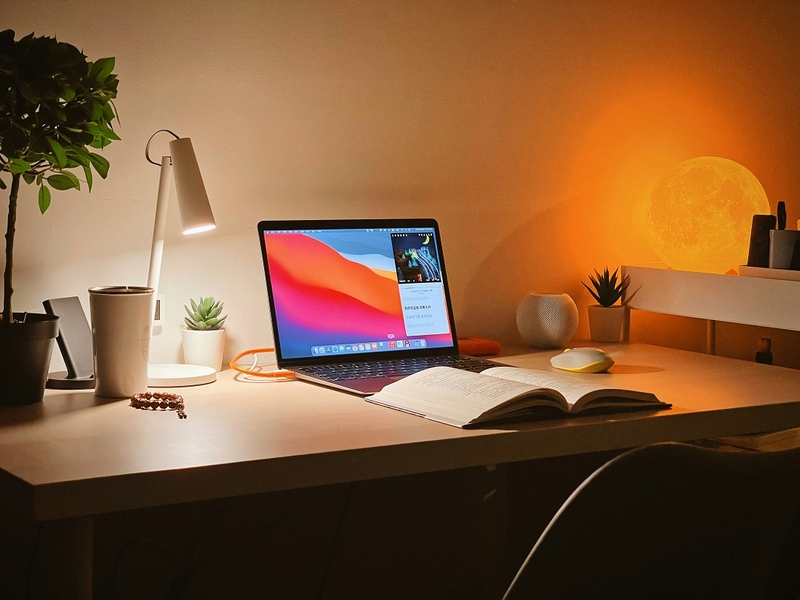 Cơ chế sạc thích ứng trên macOS