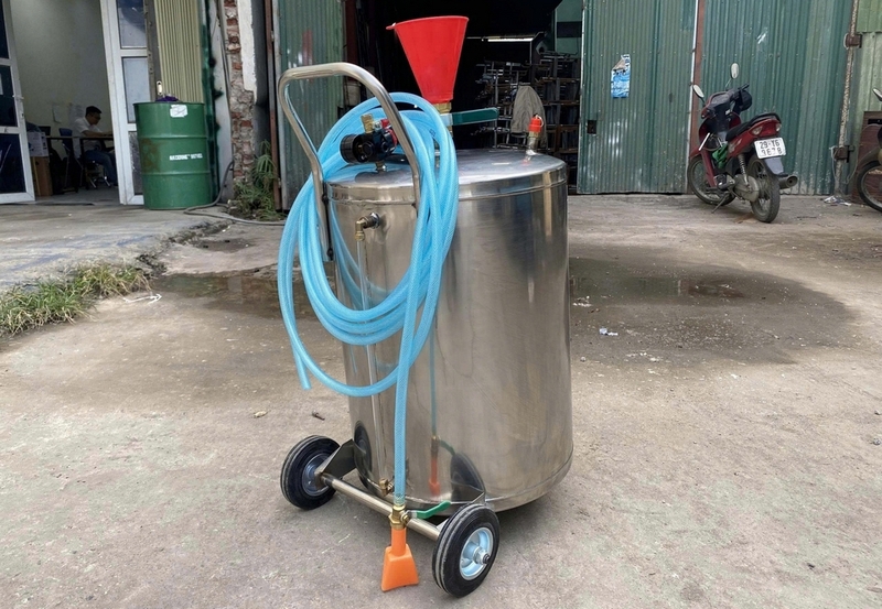 Có nên sử dụng bình bọt tuyết cho tiệm rửa xe ảnh 5