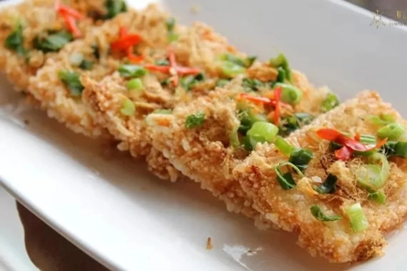 Việc thưởng thức cơm cháy một cách khoa học bắt đầu từ việc hiểu rõ cơm cháy bao nhiêu calo