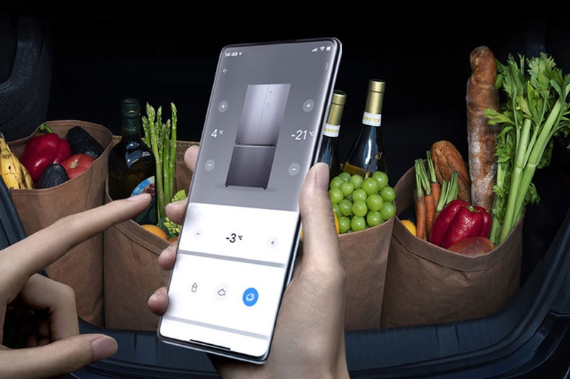 Điều khiển giọng nói và kết nối thông minh qua App Mi Home