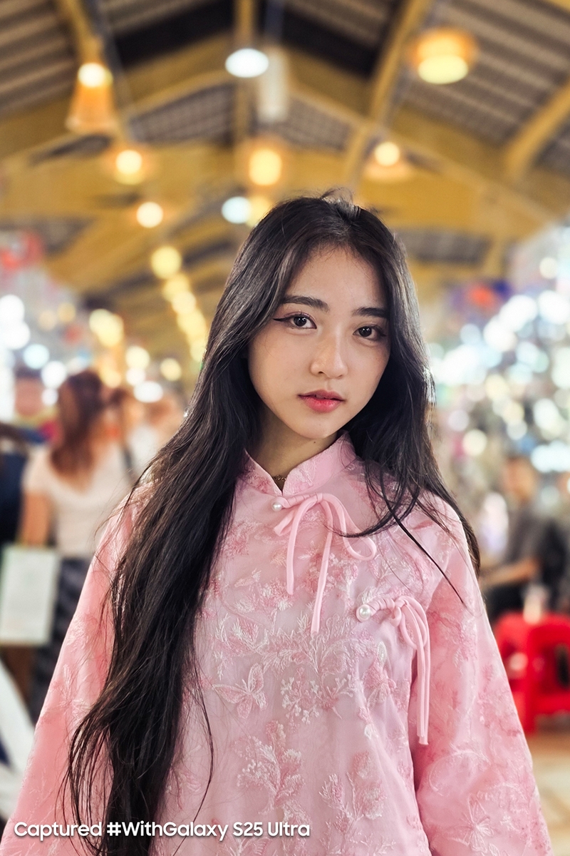 Cung-galaxy-s25-ultra-bat-tron-bong-dang-thuot-tha-cua-ta-ao-dai-viet (2).jpg