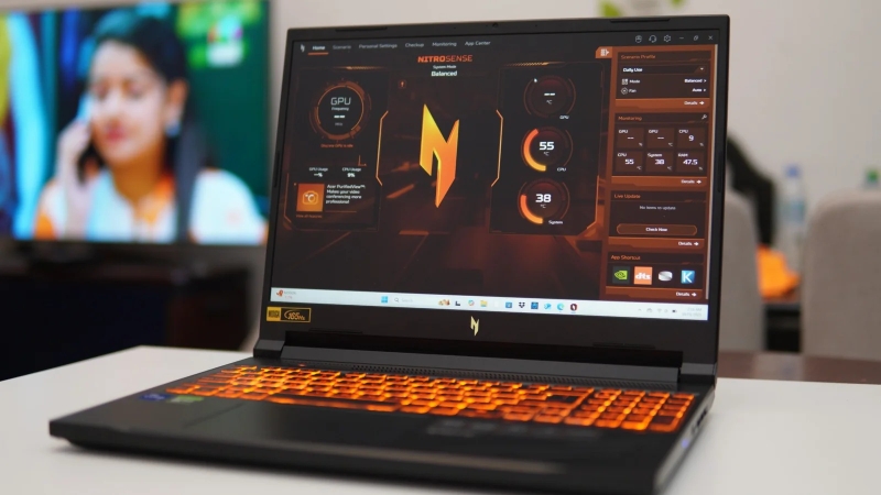 Đánh giá Acer Nitro V 17 AI 5.jpg