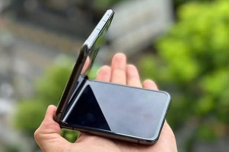 Đánh giá Motorola Razr 40 Ultra ảnh 5