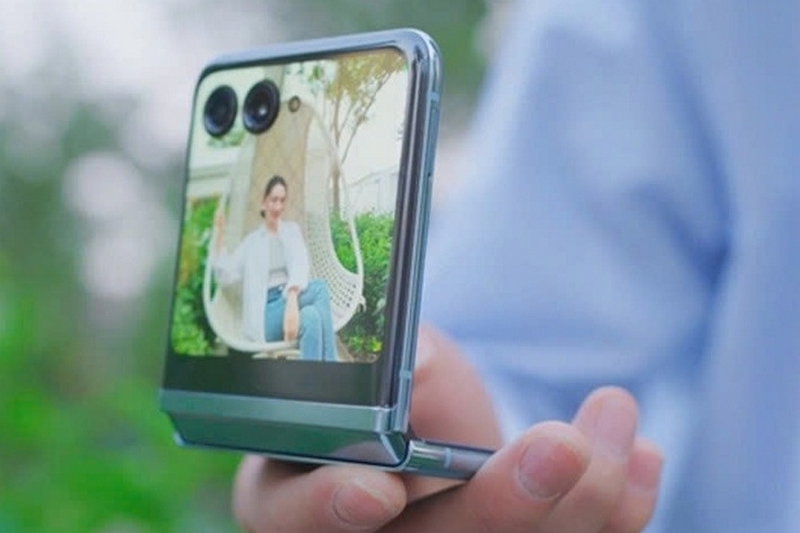 Đánh giá Motorola Razr 40 ảnh 5