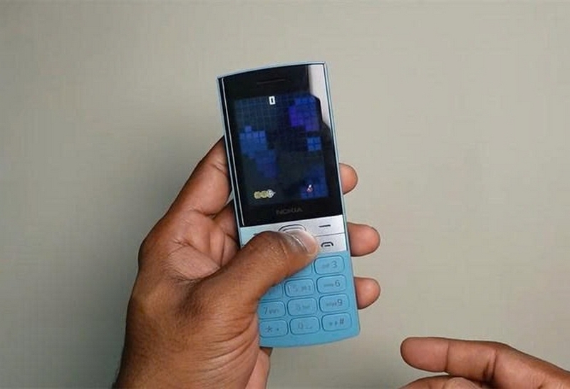 Đánh giá Nokia 150 ảnh 2