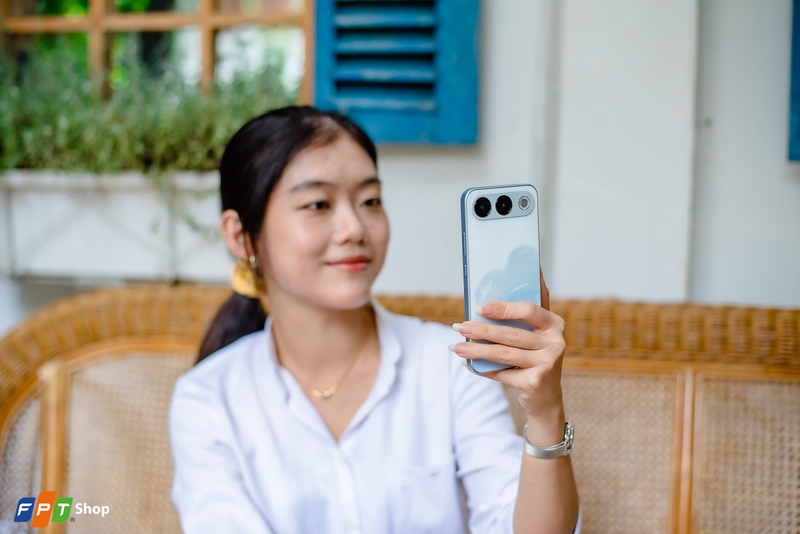 OPPO A7 Pro sở hữu viên pin 8.000 mAh vượt trội phân khúc