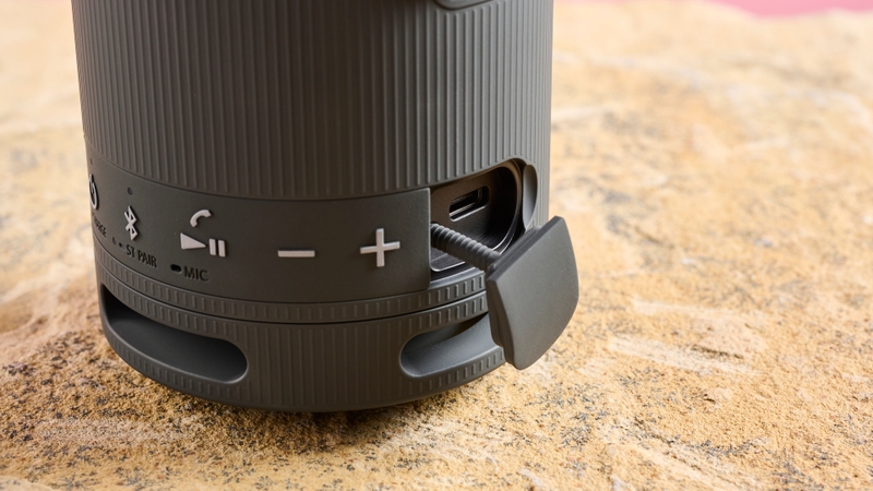 Đánh giá Sony SRS-XB100 5.jpg