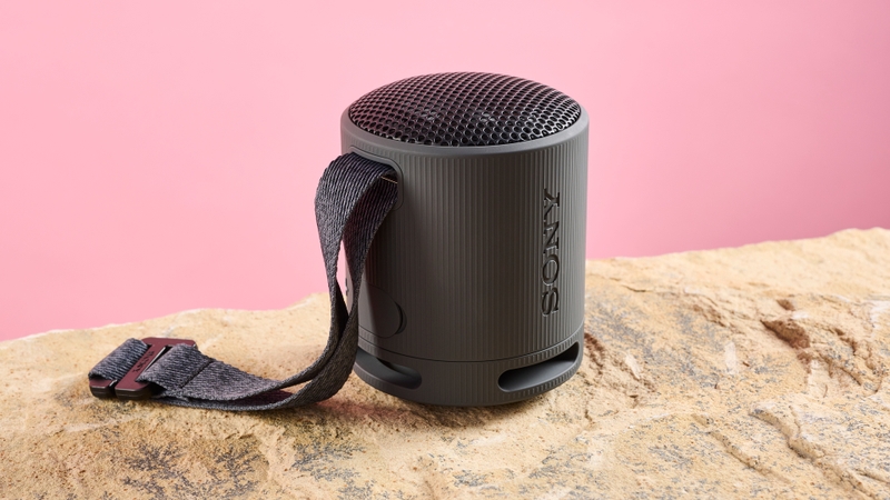 Đánh giá Sony SRS-XB100 6.jpg