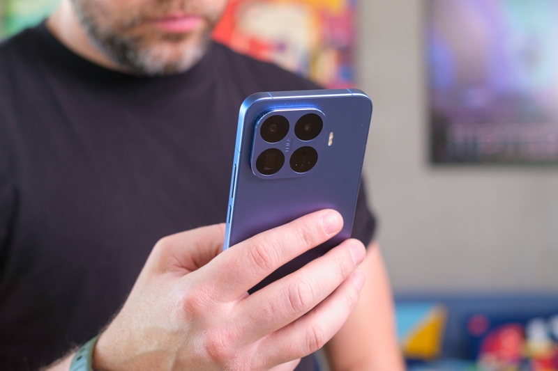 Đánh giá Xiaomi 17T Pro 2.jpg