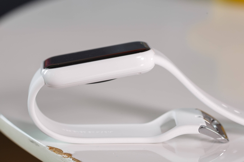 Đánh giá Xiaomi Smart Band 10 Pro 2.jpg