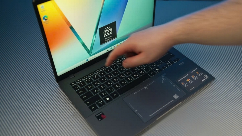 Đánh giá laptop ASUS Vivobook S14 S3407QA ảnh 6