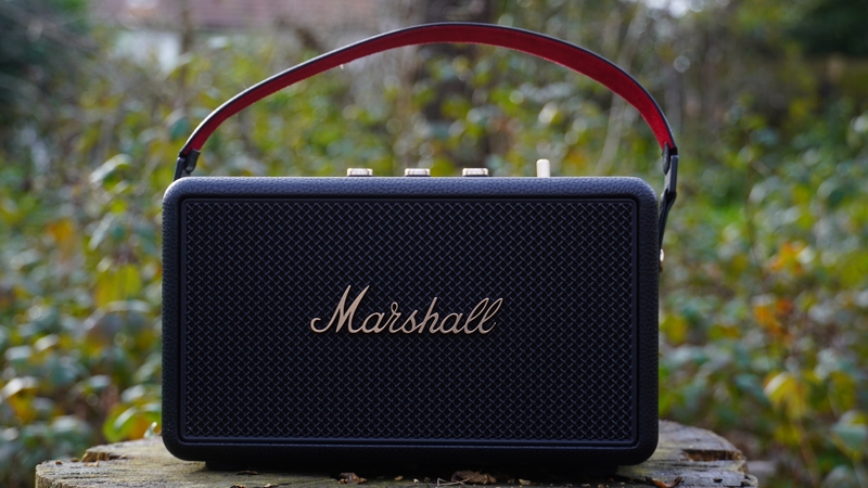 Đánh giá loa Marshall Kilburn III 1.jpg