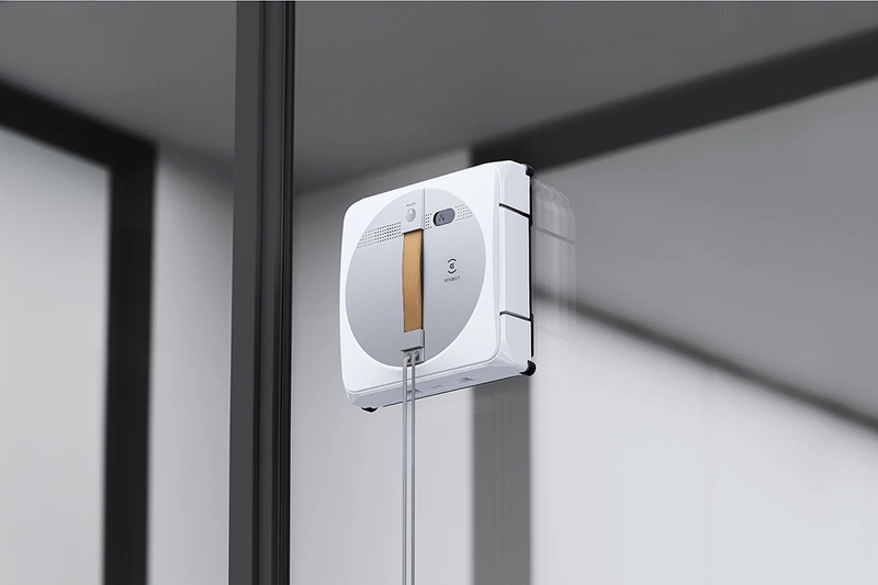Danh-gia-robot-lau-kinh-Ecovacs-1.jpg