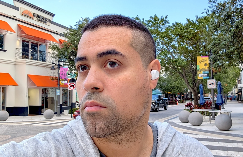 Đánh giá tai nghe Sony WF-C710N 5.png