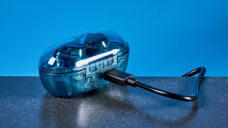 Đánh giá tai nghe Sony WF-C710N 8.jpg