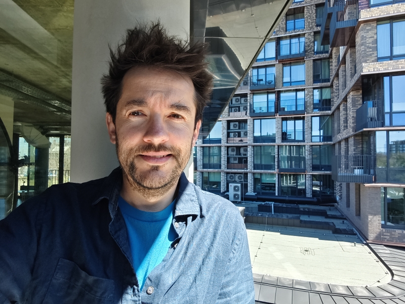 Đánh giá vivo v70 fe selfie.jpg