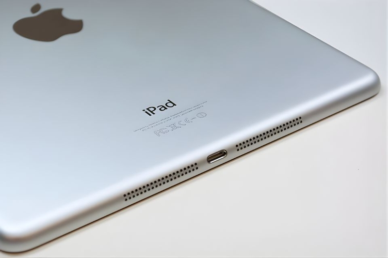 Dấu hiệu nhận biết loa iPad bị rè