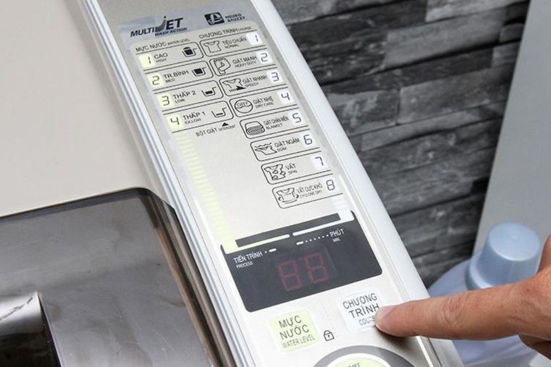 Dấu hiệu nhận biết máy giặt Sanyo nháy đèn mực nước