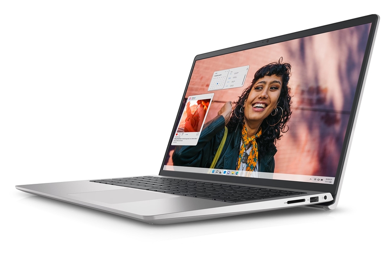 Dell-Inspiron-15-3530-4.jpg