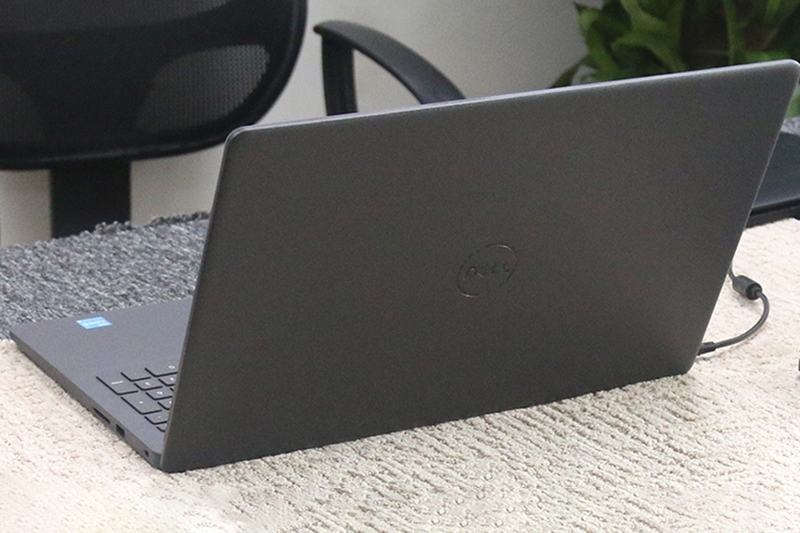 Đánh giá Dell Inspiron 15 3530 i7 - 10