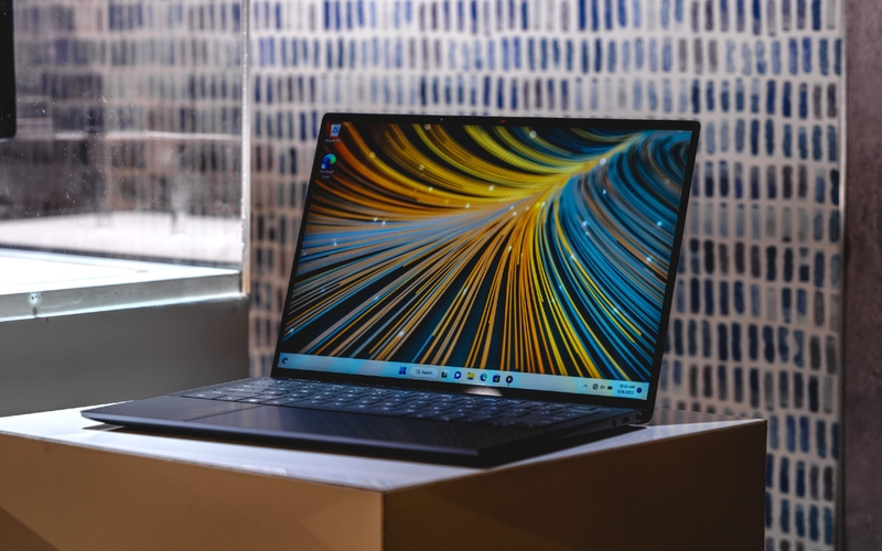 Dell Latitude - Hình 4.jpg