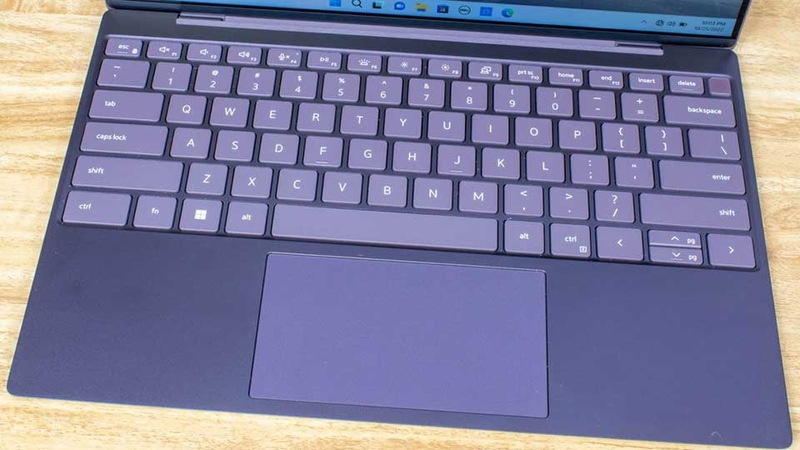 Đánh giá Dell XPS 9315 - 03