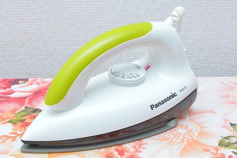 Cách sử dụng bàn ủi Panasonic NI-317T 1
