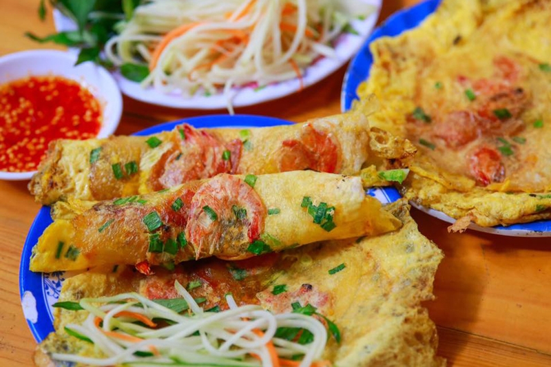 Bánh ép Huế là gì? Vì sao món này "gây sốt" gần đây?