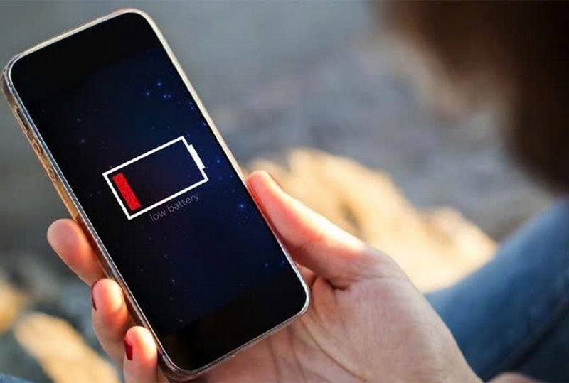 Điện thoại bật Wi-Fi là hết pin sập nguồn ảnh 1