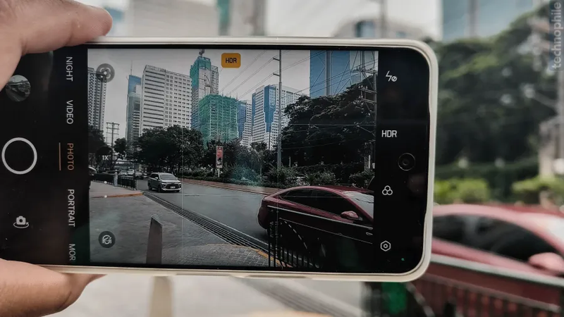 Điện thoại có camera AI iphone a58 2.png