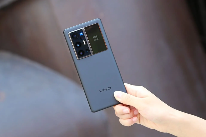 Điện thoại có camera Zeiss 9.png