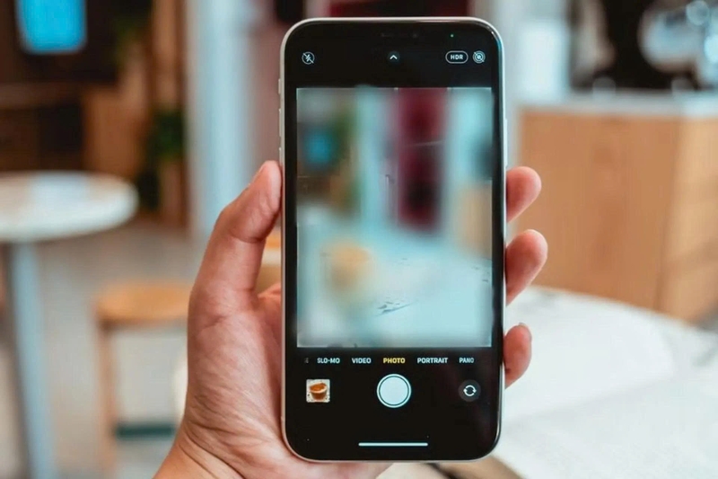 Điện thoại vào nước bị mờ camera ảnh 2