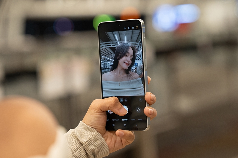 Du-trend-metro-cung-galaxya56-5g (13).jpg