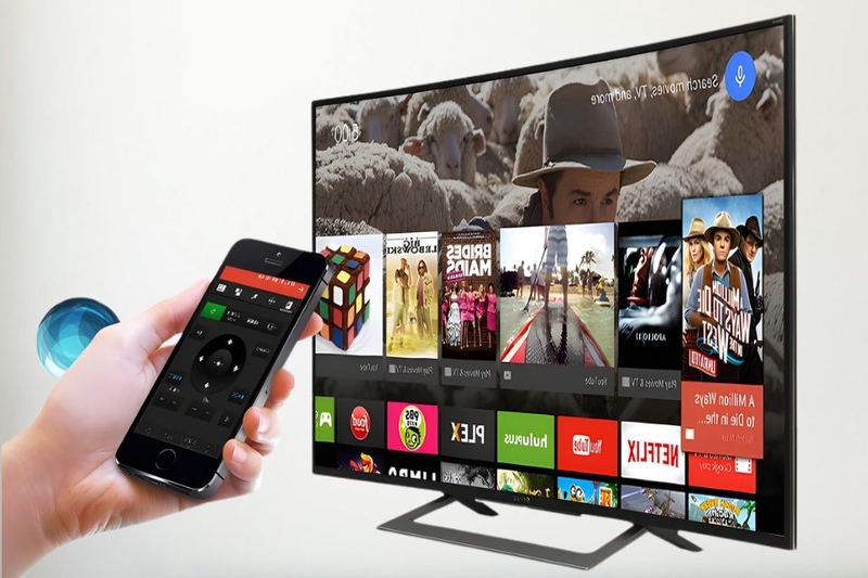 Đưa điện thoại lại gần tivi v&agrave; t&igrave;m kiếm bằng giọng n&oacute;i