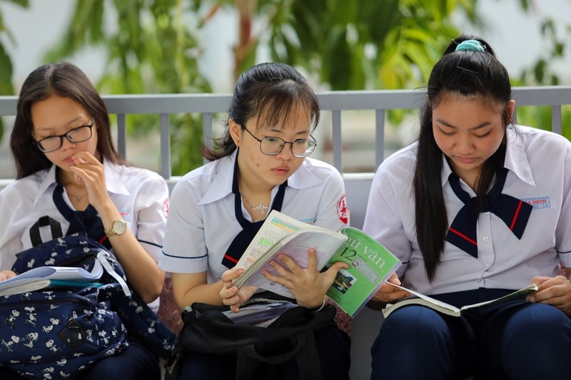 Dưới bao nhiêu điểm là rớt tốt nghiệp THPT 2025 3
