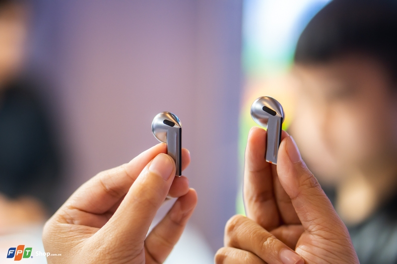 Trên tay Samsung Galaxy Buds3 series tại Việt Nam (ảnh 12)