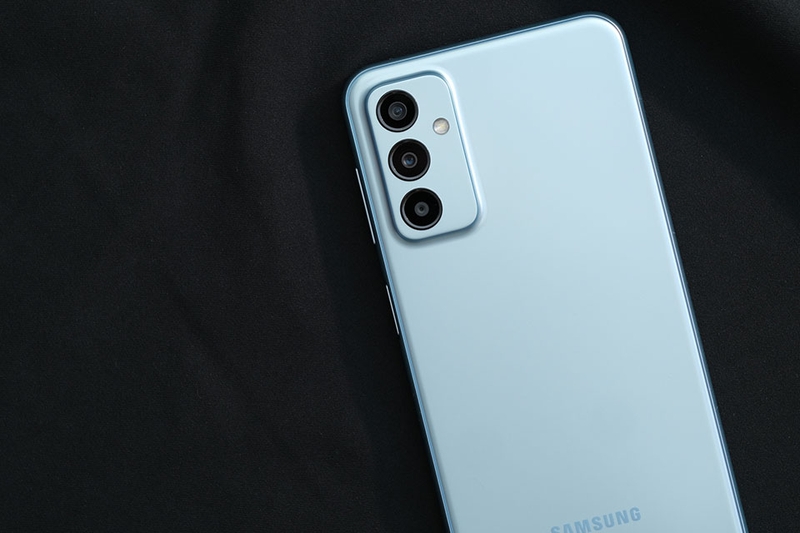 Samsung M23 - 02