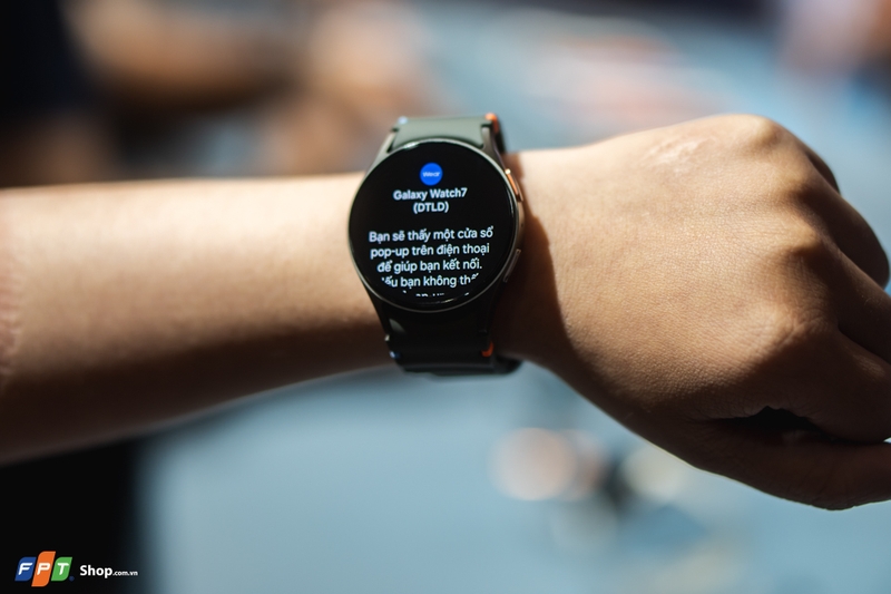 Trên tay Samsung Galaxy Watch7 1