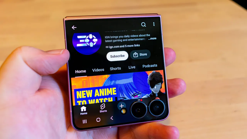 Galaxy Z Flip 8 có màn hình phụ lớn hơn không 5.png