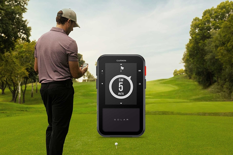 G20 Solar còn cung cấp thông tin về khoảng cách đến các chướng ngại vật và điểm dogleg