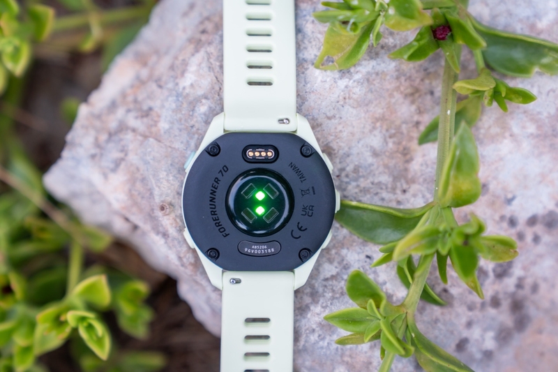 Đánh giá Garmin Forerunner 70 ảnh 18