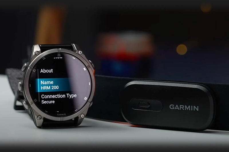 HRM-200 M-XL hỗ trợ đồng thời cả ANT+ và Bluetooth Low Energy