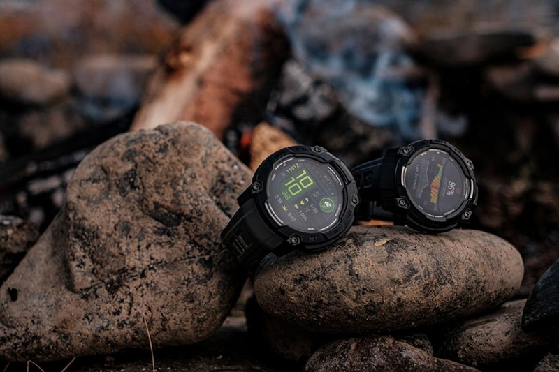 Garmin Instinct 3 AMOLED 45mm hỗ trợ chế độ Always-On Display