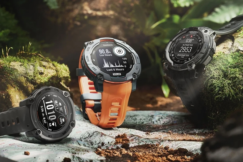 Garmin Instinct 3 45mm Solar vẫn giữ nguyên ngôn ngữ thiết kế đặc trưng của dòng Instinct