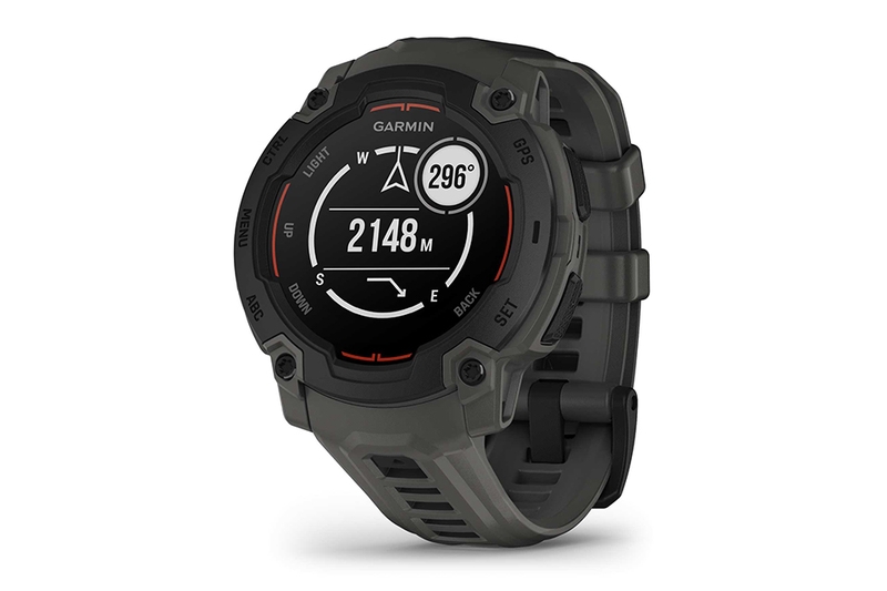 Về màn hình, Instinct E 40mm kế thừa công nghệ MIP