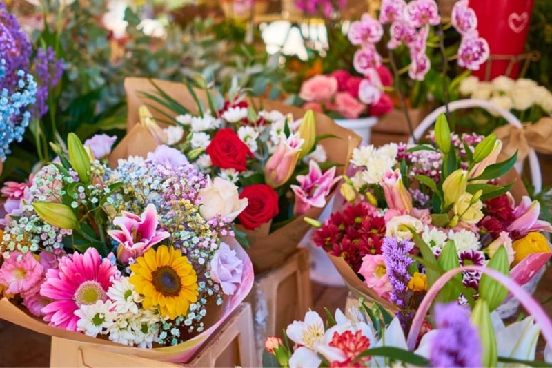 Lựa chọn hoa tươi và chất lượng